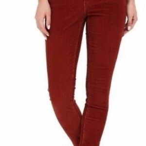Levi's Women's Red Skinny Jeans - Size 27